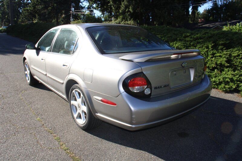Used 2000 Nissan Maxima SE FWD image 4