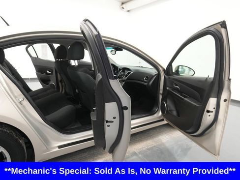Used 2012 Chevrolet Cruze LT FWD image 23