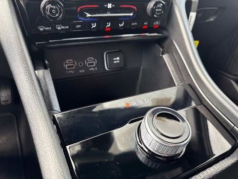 New 2025 Jeep Grand Cherokee Laredo image 28