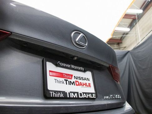Used 2016 Lexus IS 300 AWD image 13