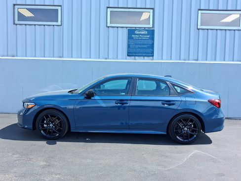 Used 2026 Honda Civic Sport image 2