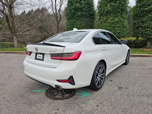Used 2021 BMW 330i xDrive Sedan w/ Convenience Package AWD/4WD image 5