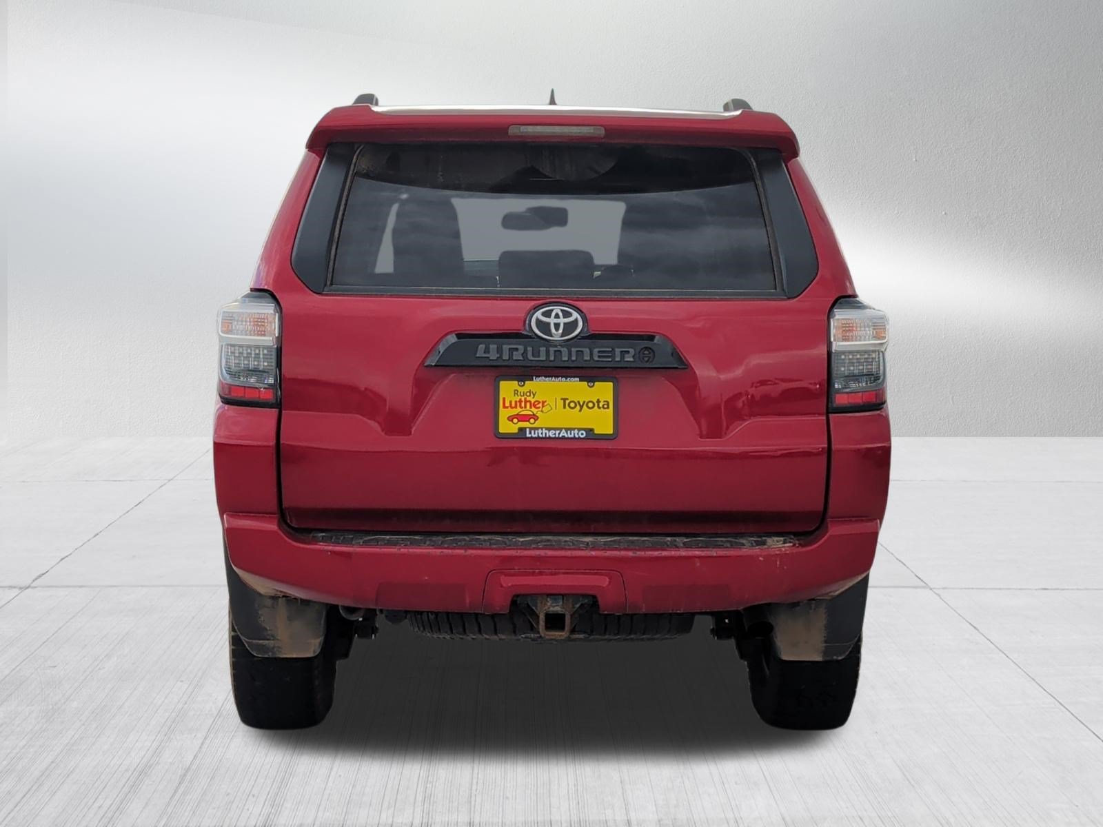 Used 2020 Toyota 4Runner SR5 Premium w/ Moonroof Package AWD/4WD image 6