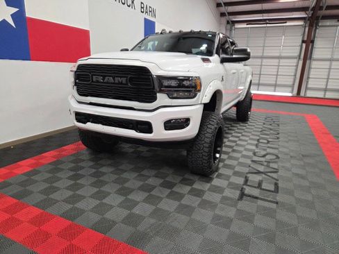 Used 2022 RAM 3500 Limited w/ Night Edition AWD/4WD image 3