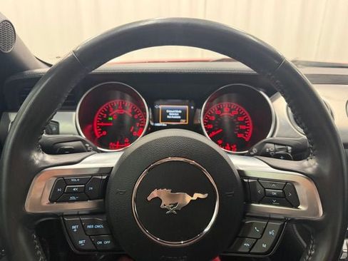 Used 2019 Ford Mustang GT Premium RWD image 5