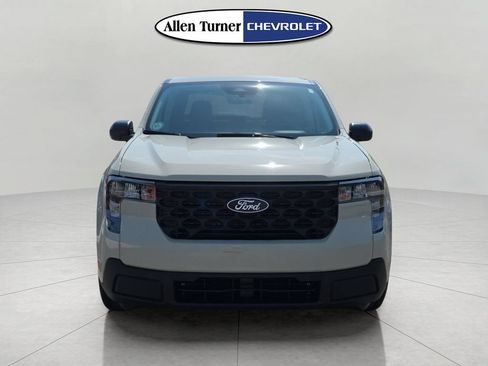 Used 2025 Ford Maverick XL FWD image 2