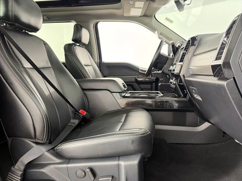 Used 2021 Ford F250 Lariat image 32