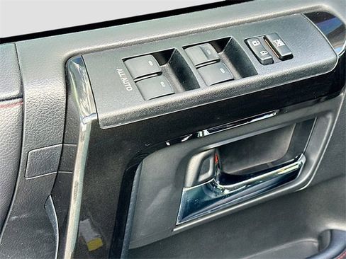 Used 2020 Toyota 4Runner SR5 Premium image 18