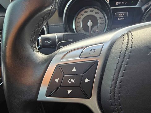 Used 2014 Mercedes-Benz SL 550 image 27