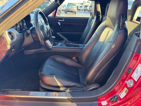 Used 2006 MAZDA MX-5 Miata 3rd Generation Limited image 8