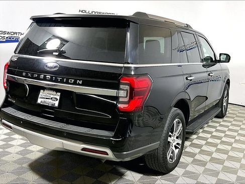 Used 2024 Ford Expedition Limited AWD/4WD image 9