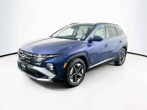 Used 2025 Hyundai Tucson SEL FWD image 3