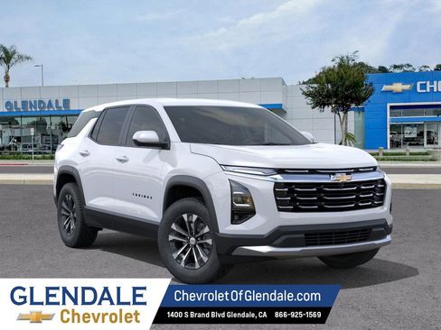 New 2026 Chevrolet Equinox LT w/ Safety and Technology Package FWD image 7