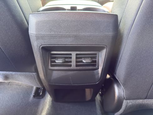 Used 2023 Chevrolet Colorado Trail Boss w/ LPO, Skid Plate Package AWD/4WD image 31