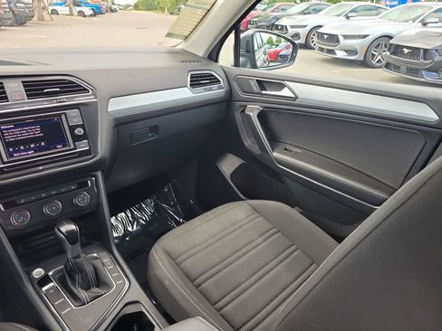 Used 2023 Volkswagen Tiguan S FWD image 13