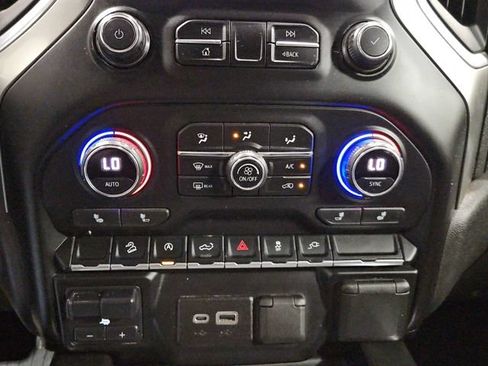 Used 2021 Chevrolet Silverado 1500 RST AWD/4WD image 33
