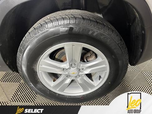 Used 2018 Chevrolet Trax LT w/ LT Convenience Package AWD/4WD image 21