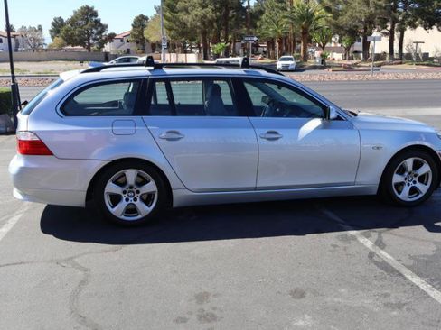 Used 2008 BMW 535xi Wagon w/ Premium Pkg image 8