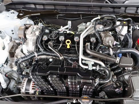 Used 2024 Nissan Altima 2.5 SR w/ SR Premium Package image 29