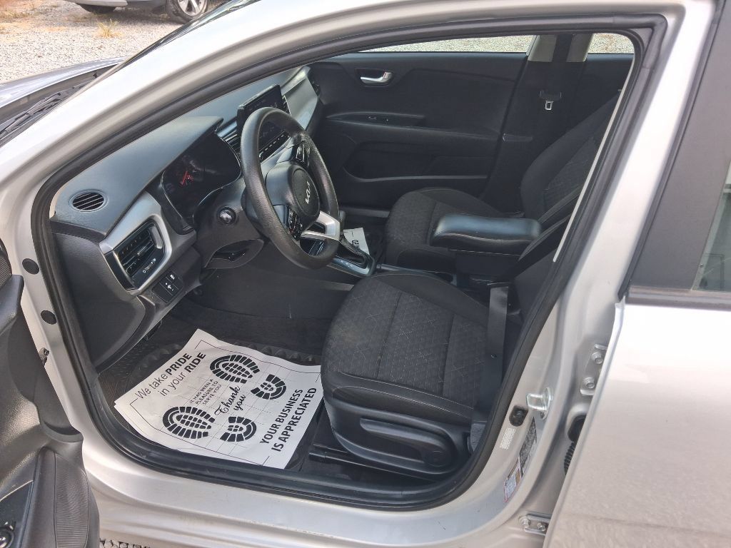 Used 2022 Kia Rio LX FWD image 10