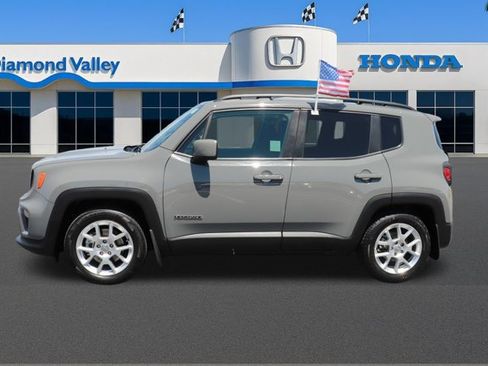 Used 2021 Jeep Renegade Latitude FWD image 8