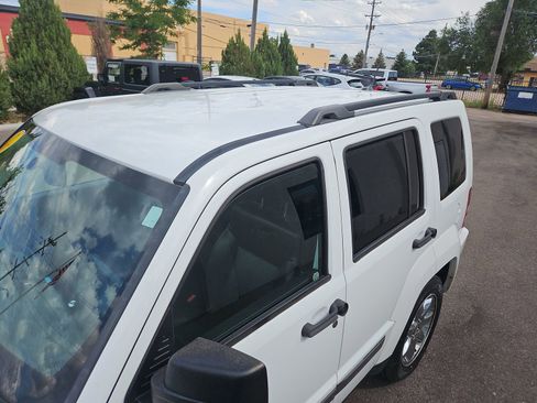 Used 2012 Jeep Liberty Sport image 22