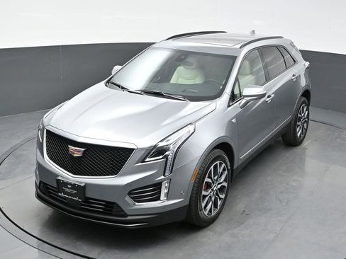 New 2025 Cadillac XT5 Sportv w/ Technology Package image 27