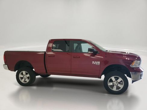 Used 2019 RAM 1500 Big Horn AWD/4WD image 4