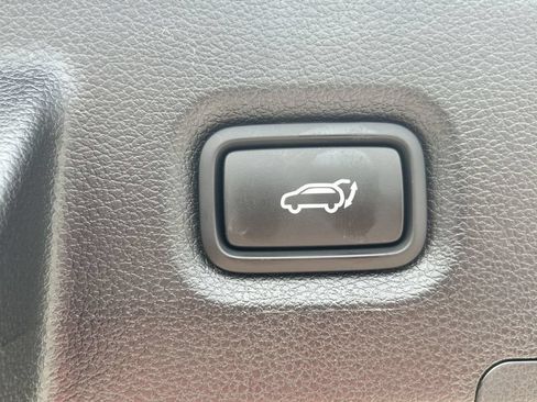 Certified 2023 Hyundai Santa Fe SEL Premium AWD/4WD image 13