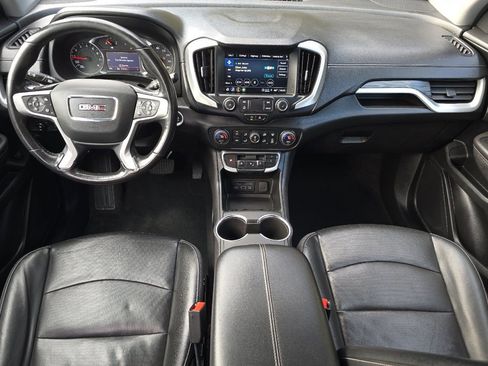 Used 2022 GMC Terrain SLT image 13
