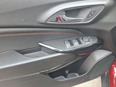 Certified 2025 Chevrolet Trax RS w/ Driver Confidence Package image 13