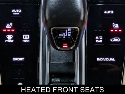 Used 2022 Porsche Cayenne image 28