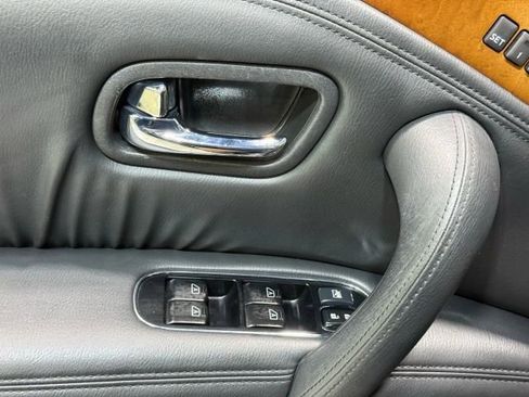 Used 2012 INFINITI QX56 2WD w/ Theater Pkg image 11