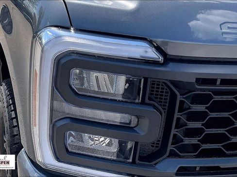 New 2026 Ford F250 XL AWD/4WD image 15