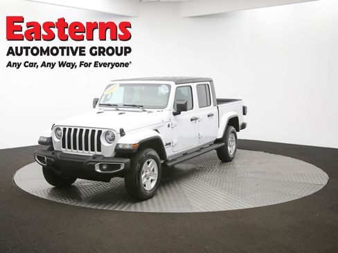 Used 2023 Jeep Gladiator Sport image 55