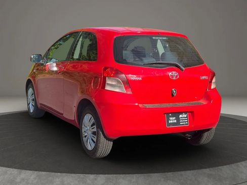 Used 2007 Toyota Yaris 2-Door Hatchback FWD image 4