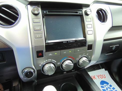 Used 2015 Toyota Tundra SR5 w/ TRD Off Road Package AWD/4WD image 19