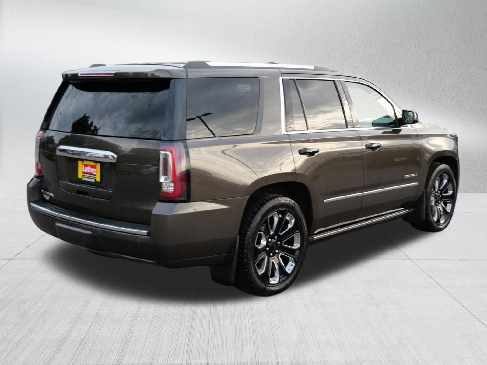 Used 2019 GMC Yukon Denali w/ Denali Ultimate Package AWD/4WD image 7