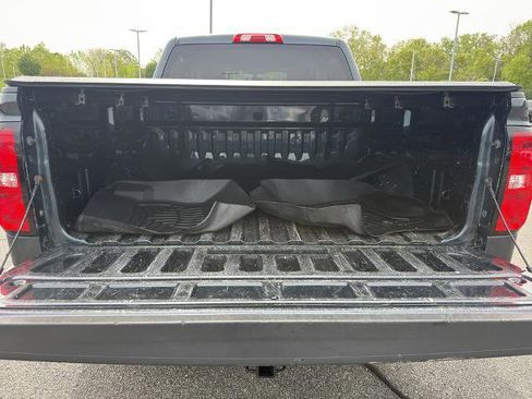 Used 2018 Chevrolet Silverado 1500 LT AWD/4WD image 9