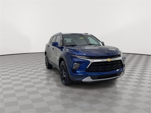 Certified 2023 Chevrolet Blazer LT image 2