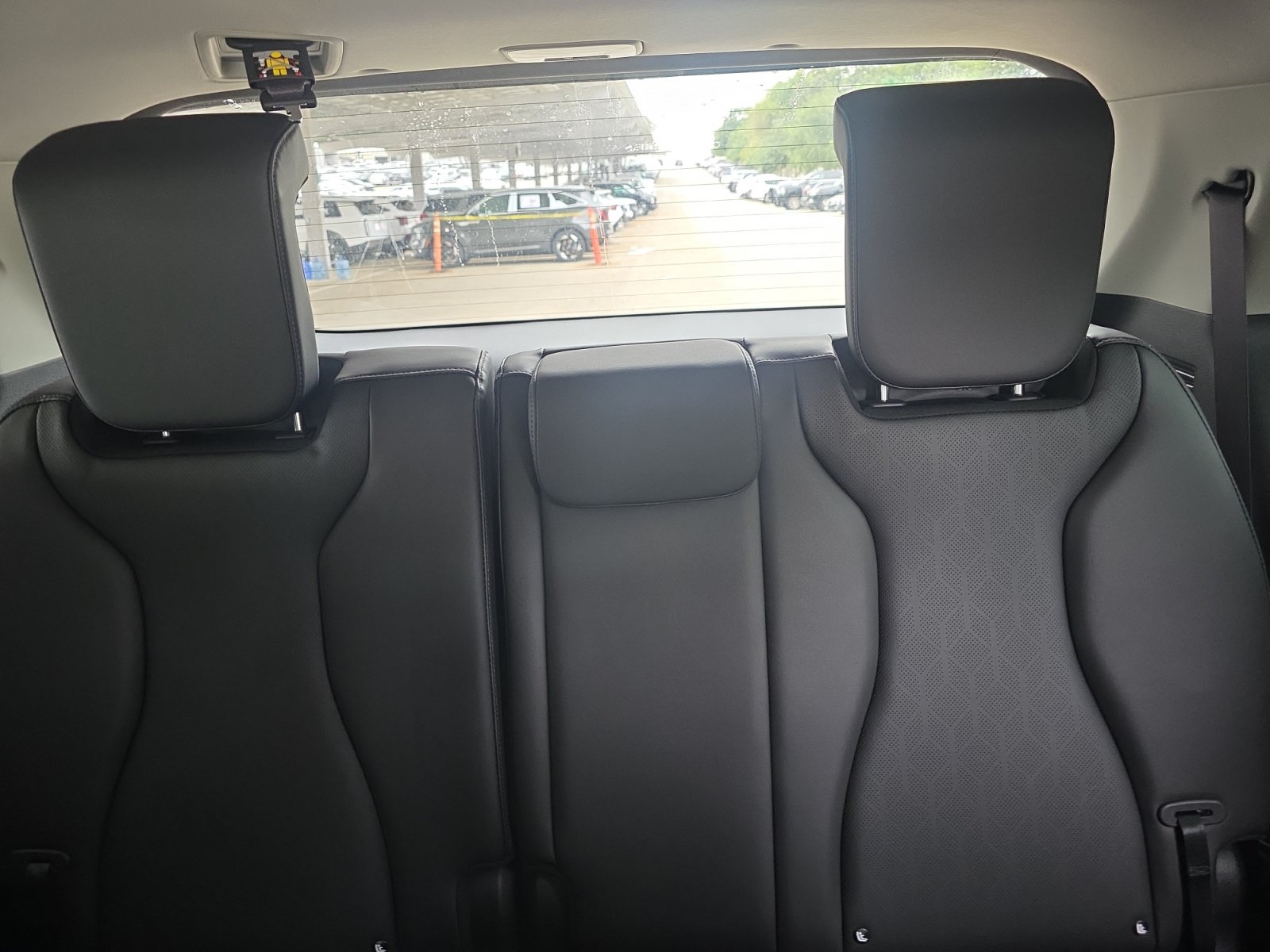 Certified 2026 Kia Carnival EX FWD image 22