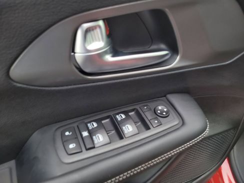 New 2026 Chrysler Voyager LX FWD image 19