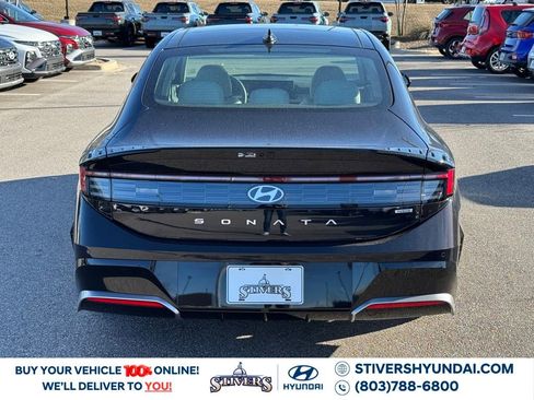 New 2026 Hyundai Sonata Limited image 15