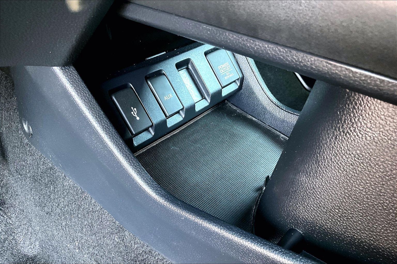 Used 2016 Honda HR-V LX image 23
