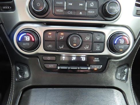 Used 2016 Chevrolet Suburban LTZ AWD/4WD image 28