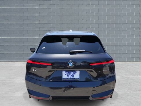Used 2026 BMW iX xDrive45 AWD/4WD image 4