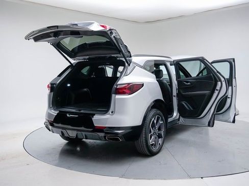 Used 2022 Chevrolet Blazer RS w/ Enhanced Convenience Package image 21