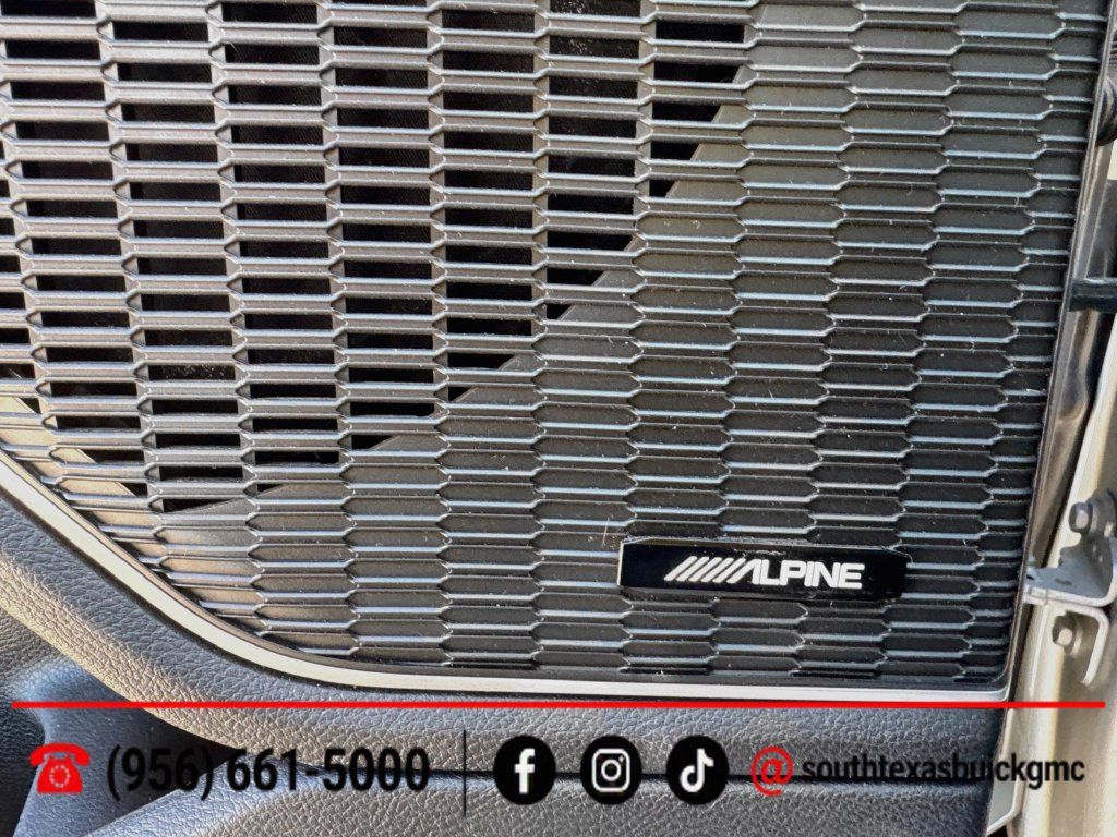 Used 2021 Jeep Grand Cherokee L Limited RWD image 11