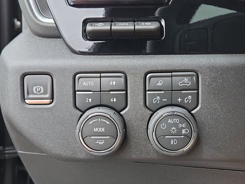 New 2025 Chevrolet Silverado 2500 High Country w/ Technology Package image 23