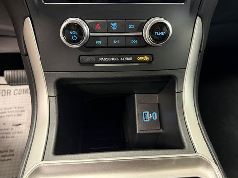 Used 2024 Ford Edge SEL w/ Convenience Package AWD/4WD image 10